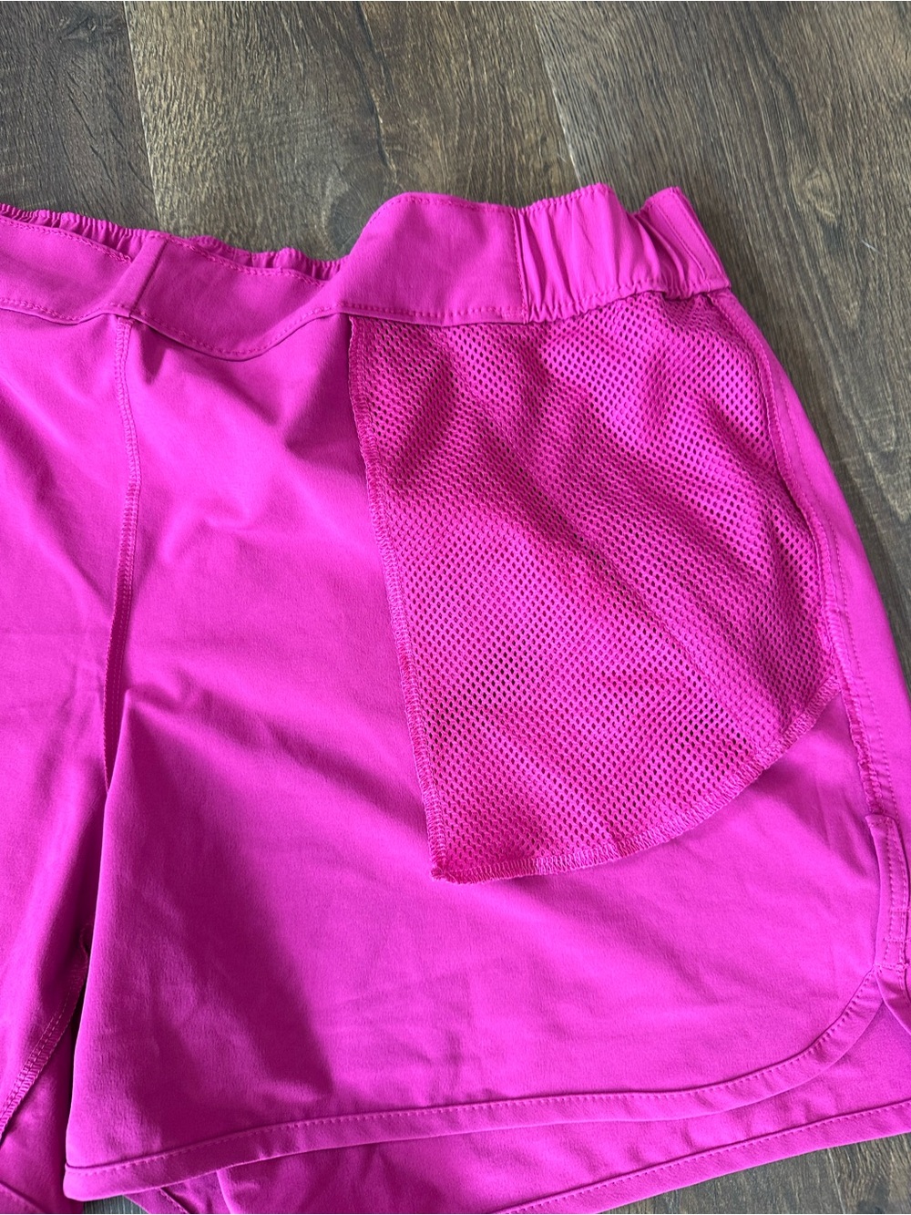 Columbia Women Magenta Performance Shorts Sx XL Omni-Shield Quick Dry Althletic - Picture 8 of 8